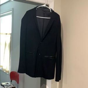 Sweater/jacket leather buttons pockets